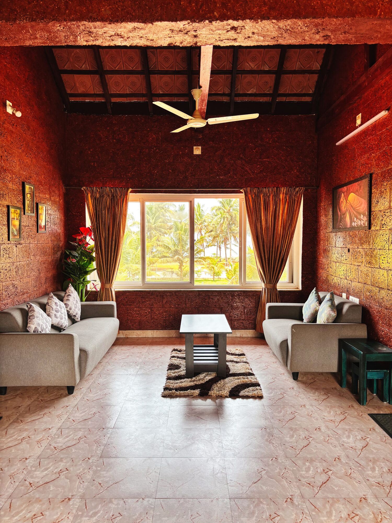 The living hall at Sulo Villa